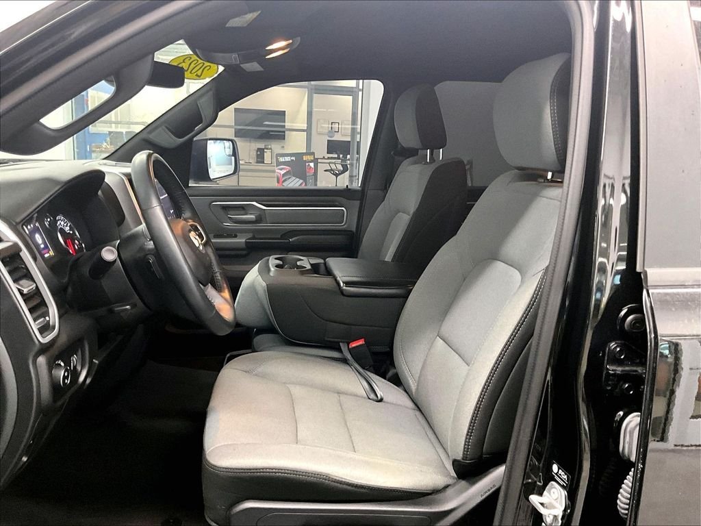 Used 2023 RAM 1500 Big Horn AWD/4WD image 10