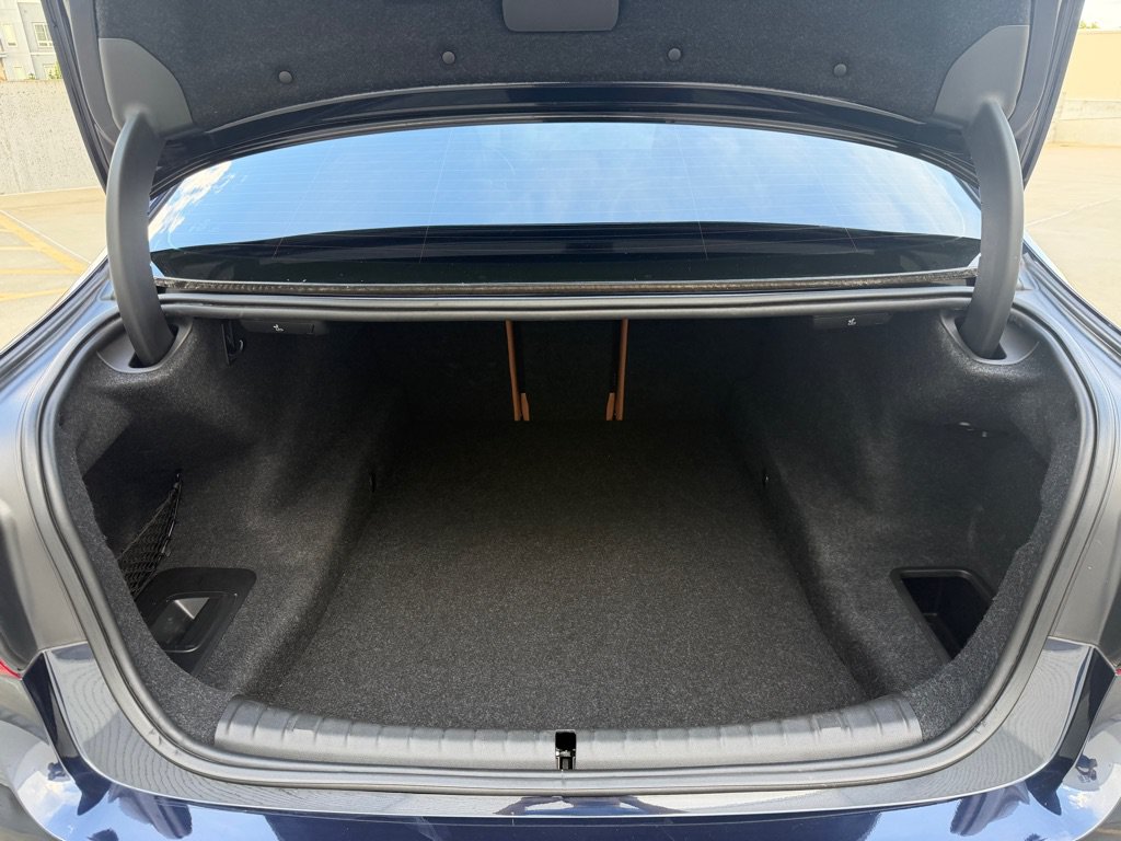 Used 2018 BMW 540i xDrive AWD/4WD image 16