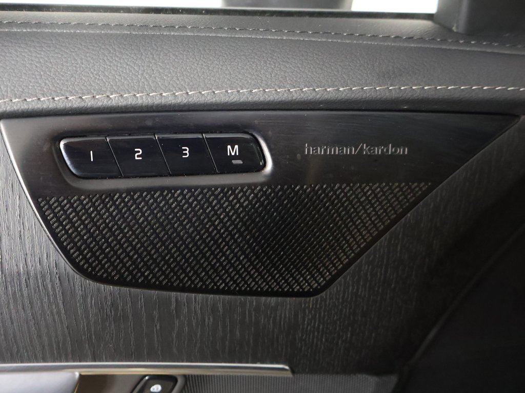 Used 2024 Volvo XC90 B6 Ultimate w/ Protection Package Premier image 43