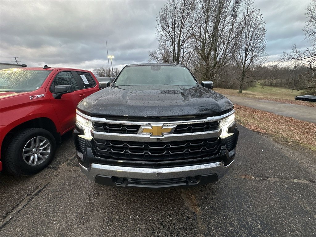 Used 2024 Chevrolet Silverado 1500 LT image 25