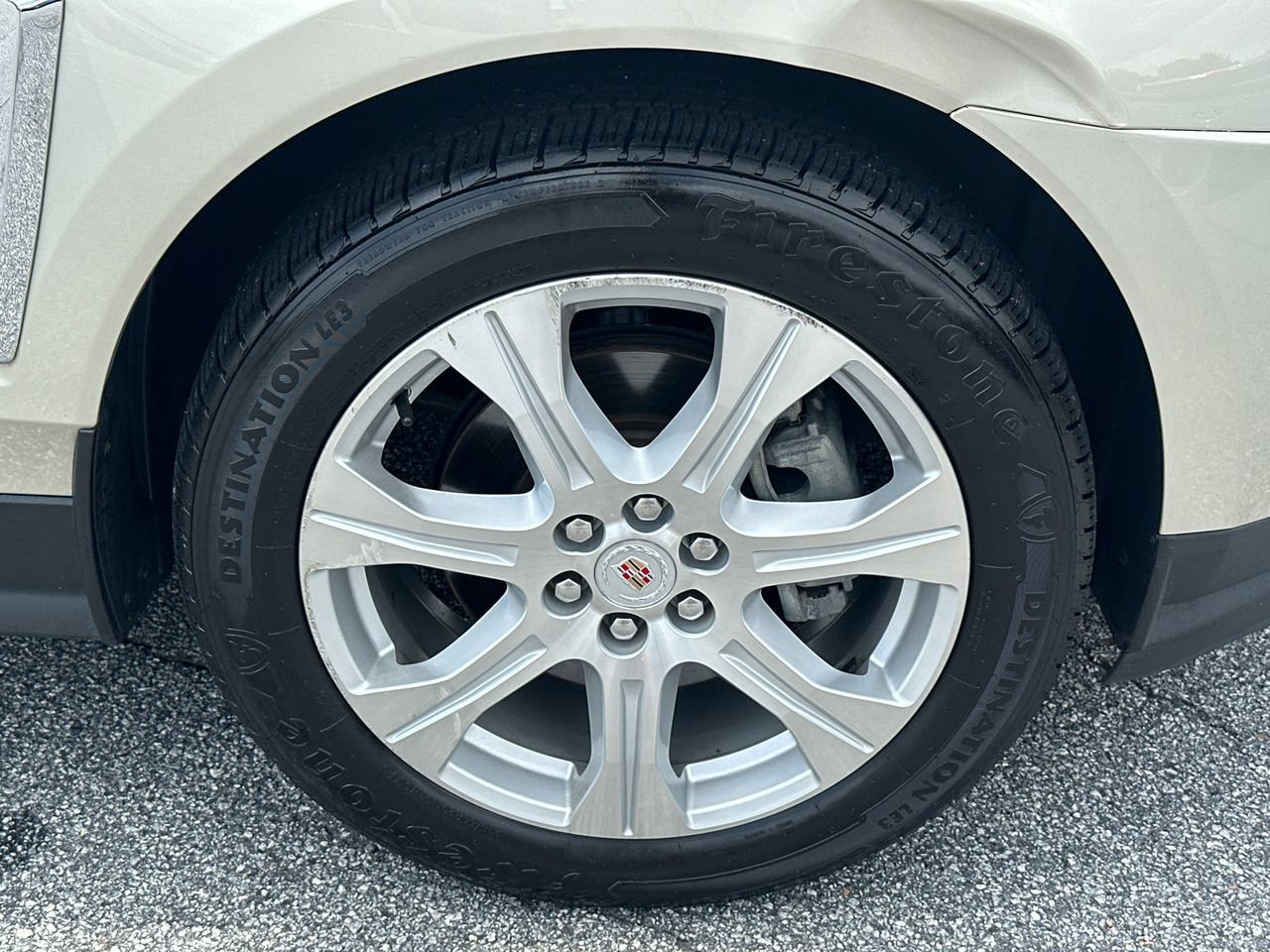 Used 2013 Cadillac SRX Performance w/ Driver Awareness Package AWD/4WD image 12