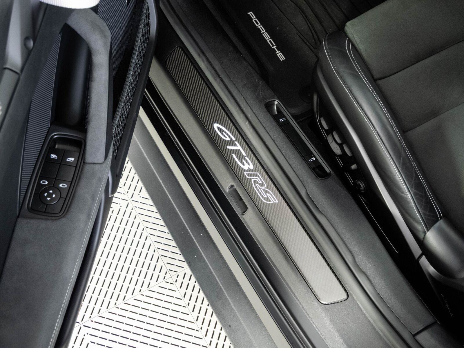 Used 2023 Porsche 911 GT3 RS RWD image 8