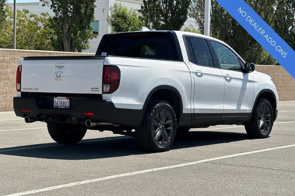 Certified 2023 Honda Ridgeline Sport image 4