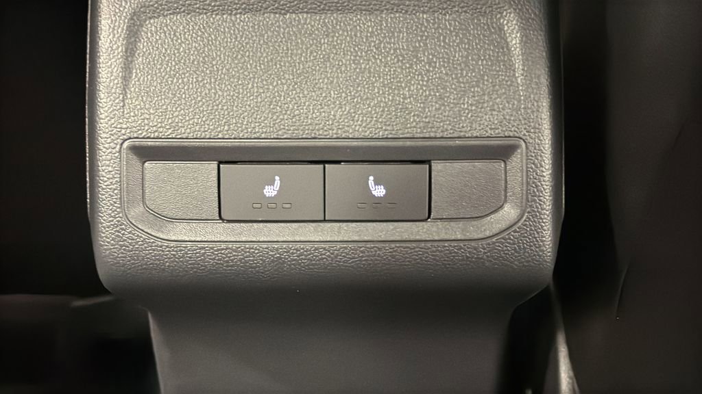 Used 2023 Volkswagen Jetta SEL FWD image 34