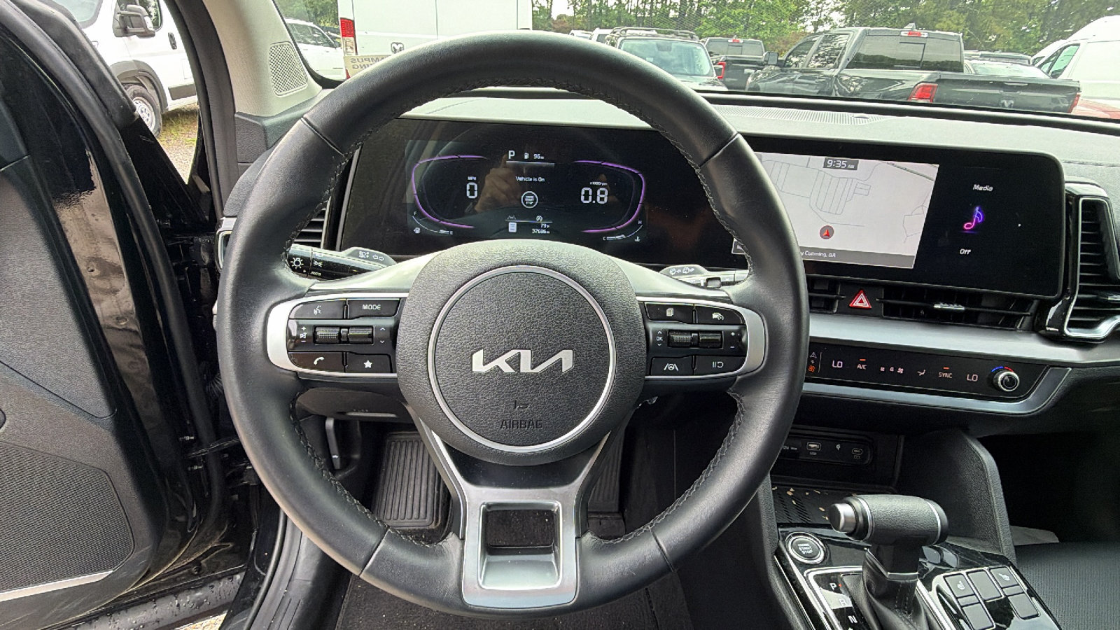 Used 2025 Kia Sportage EX w/ Premium Package FWD image 27