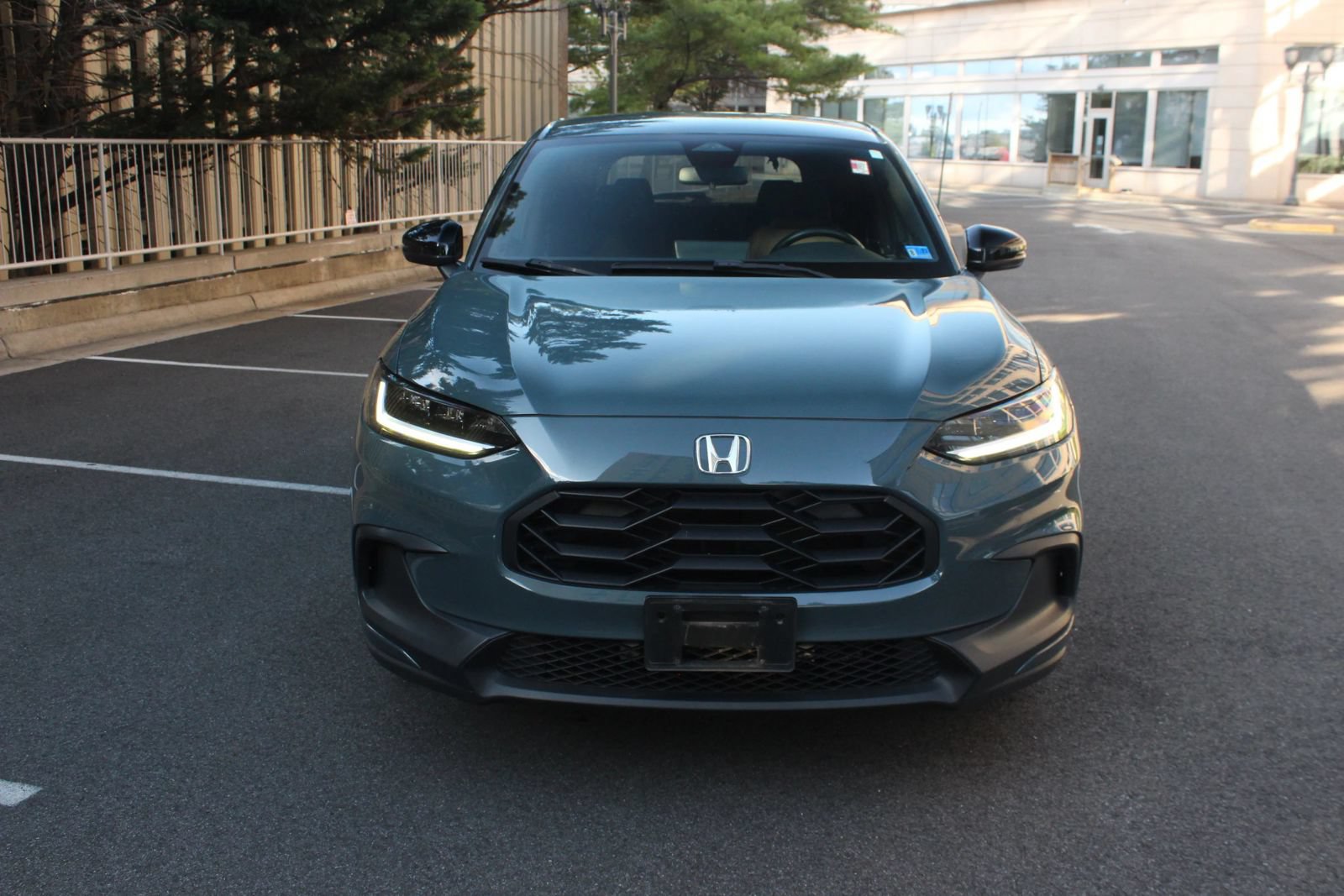 Used 2023 Honda HR-V Sport image 3
