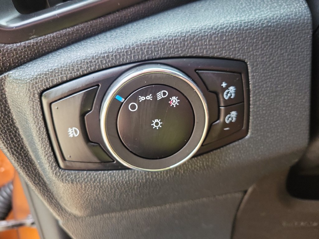 Used 2019 Ford EcoSport SE FWD image 19