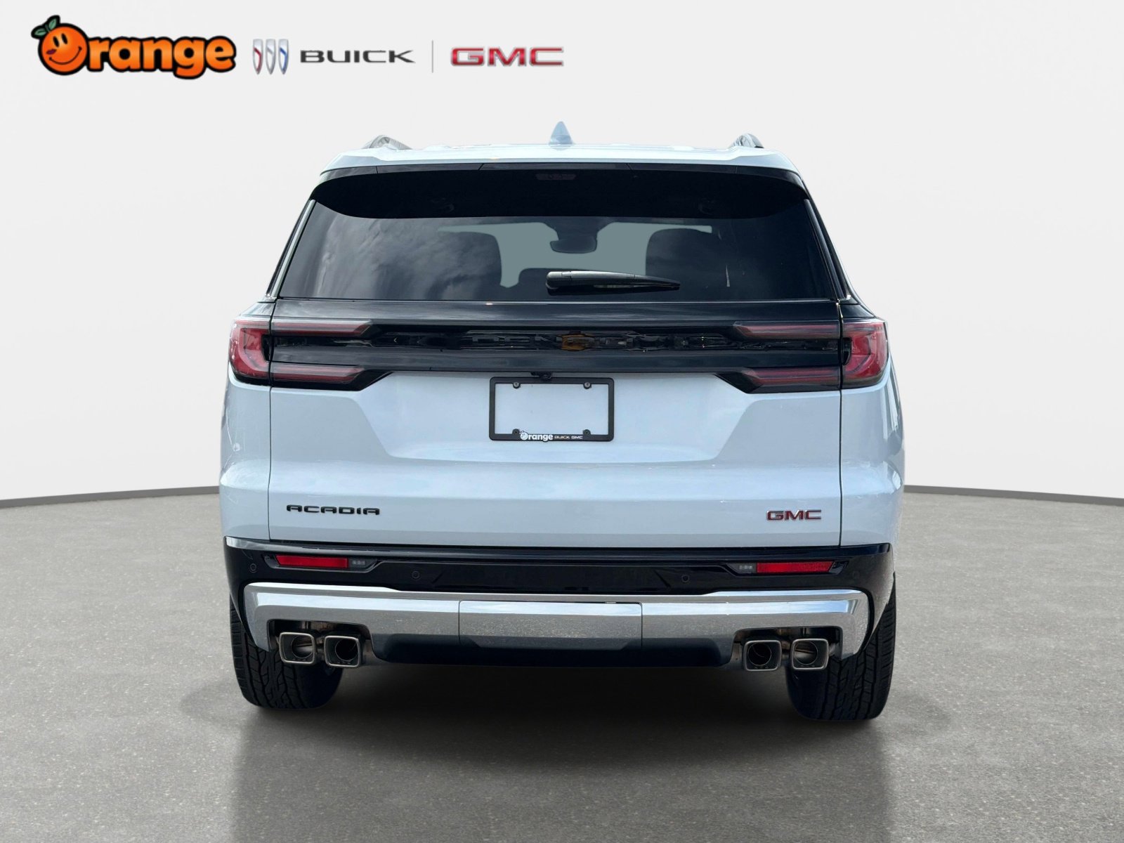 New 2026 GMC Acadia Denali w/ Super Cruise Package FWD image 4