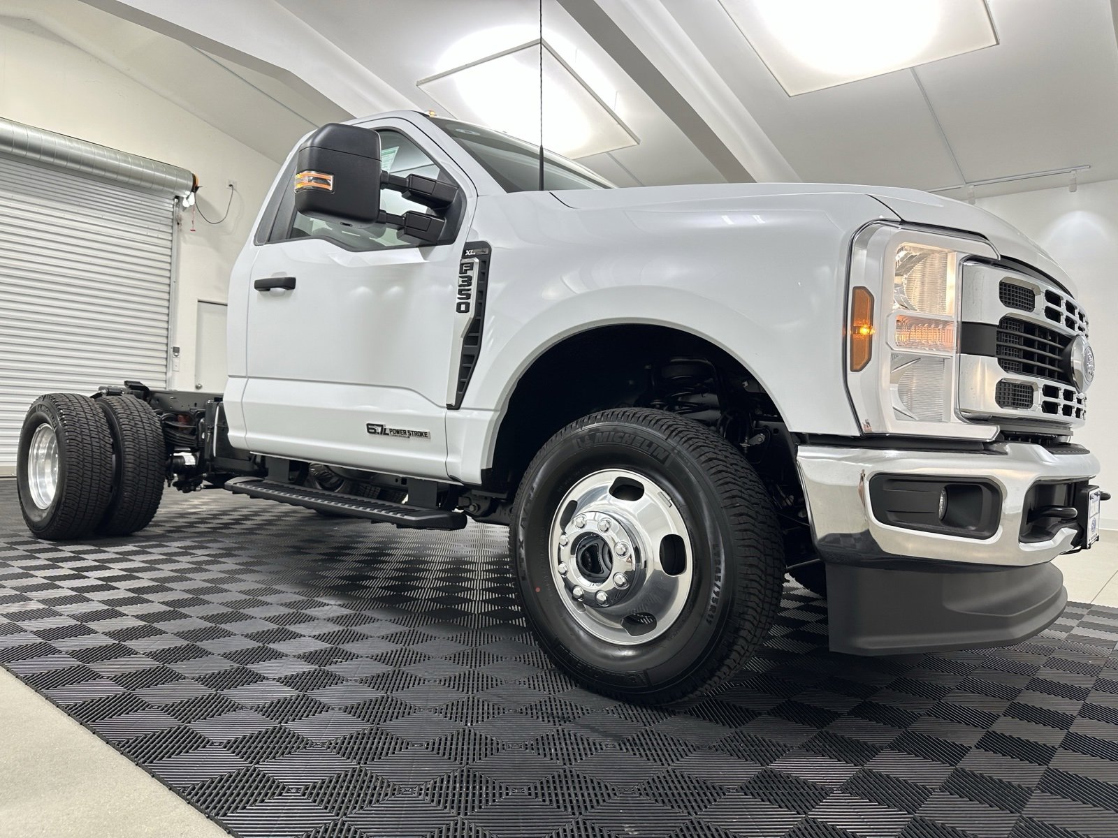 New 2025 Ford F350 XL w/ XL Chrome Package