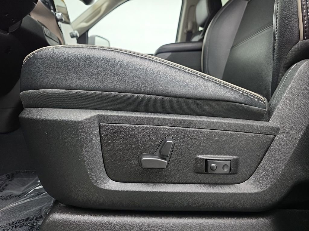 Used 2024 RAM 2500 Laramie image 24