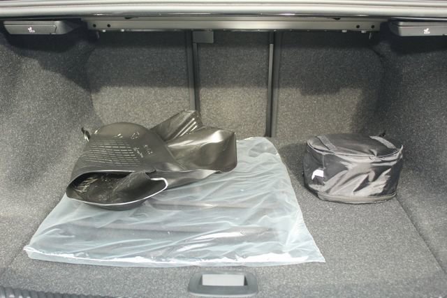 New 2026 BMW i5 eDrive40 image 7