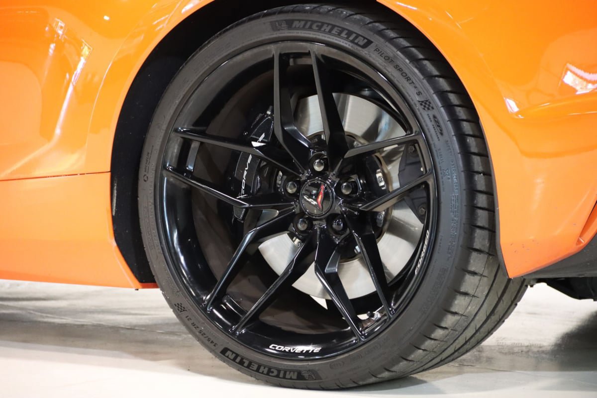 Used 2025 Chevrolet Corvette Z06 RWD image 99