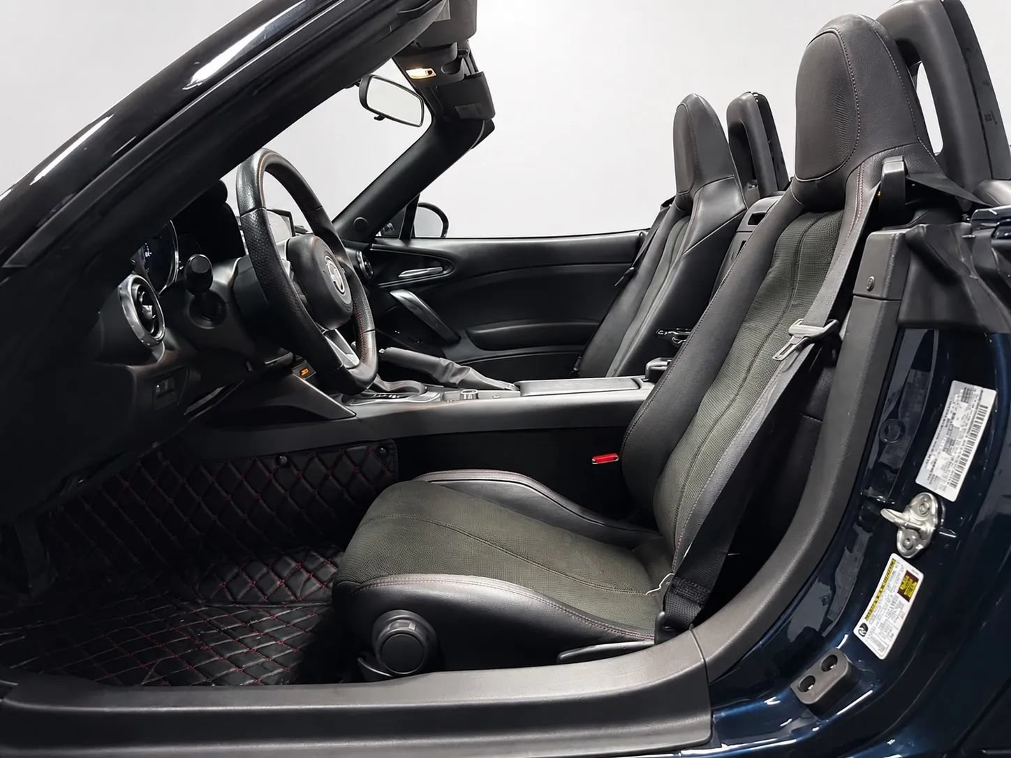Used 2020 FIAT 124 Spider RWD image 11