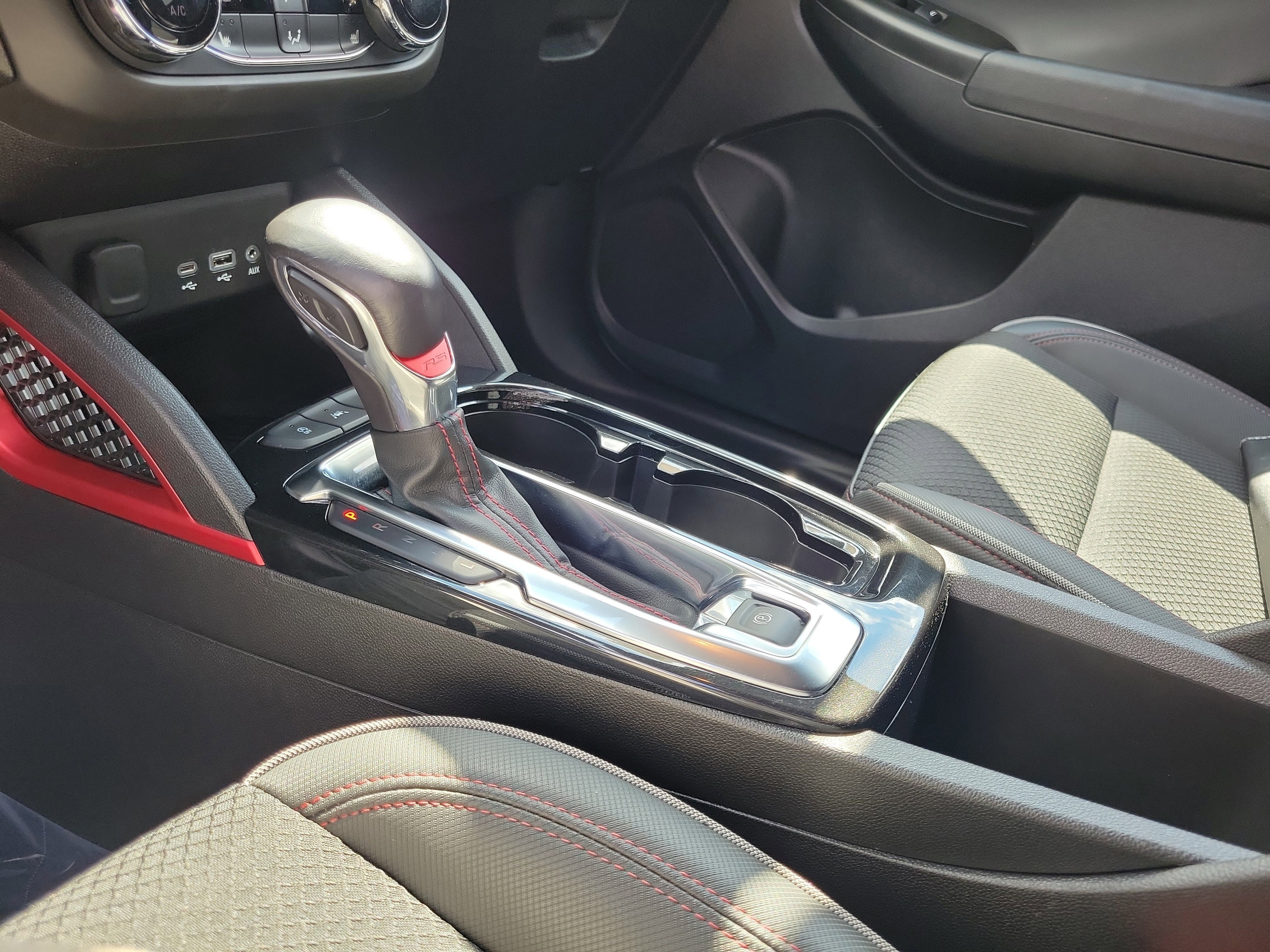 Used 2021 Chevrolet TrailBlazer RS w/ Convenience Package image 29