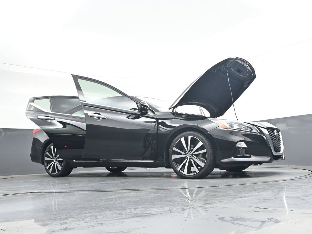 Used 2019 Nissan Altima 2.5 Platinum FWD image 49
