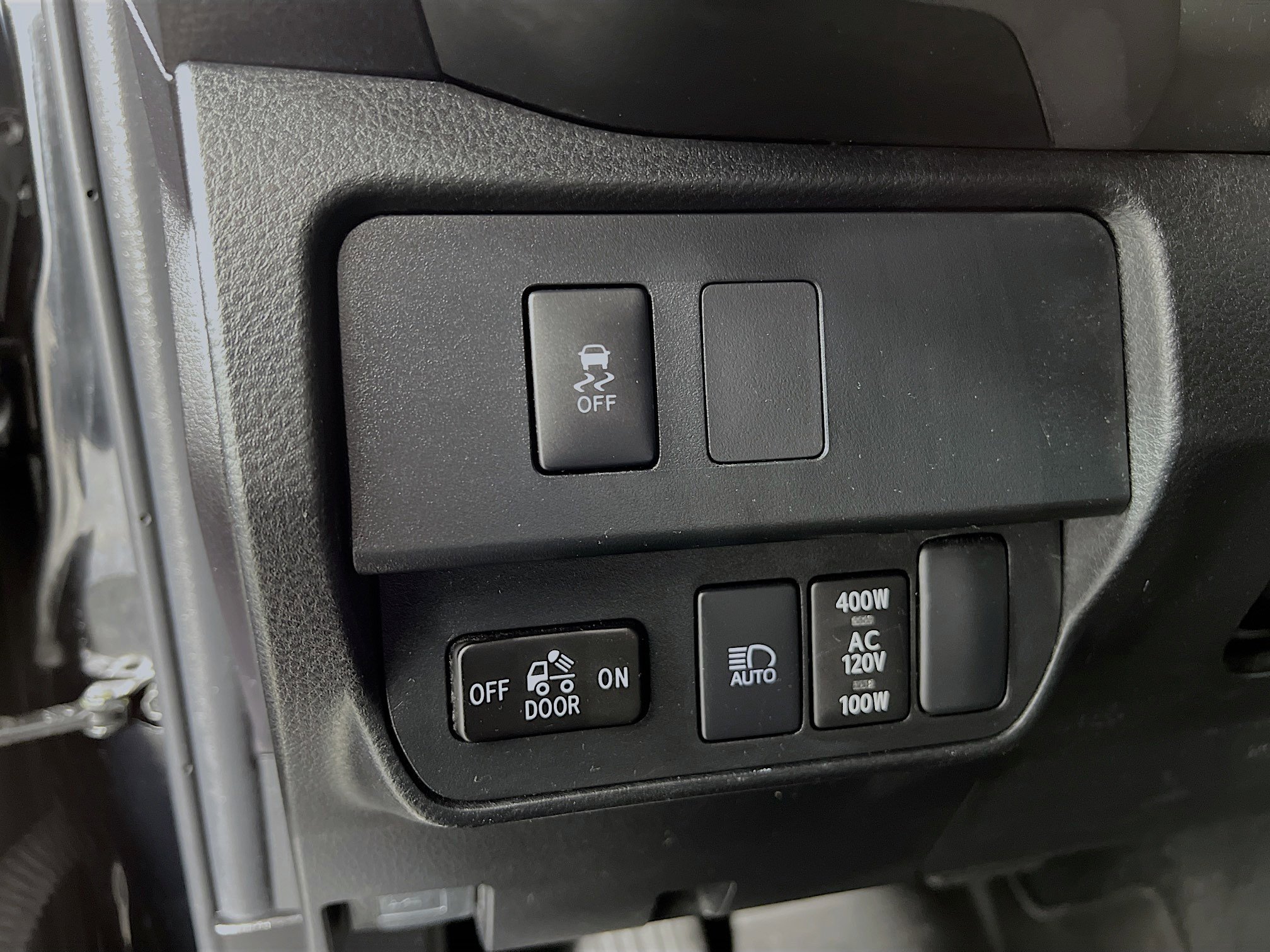 Certified 2023 Toyota Tacoma TRD Sport AWD/4WD image 10