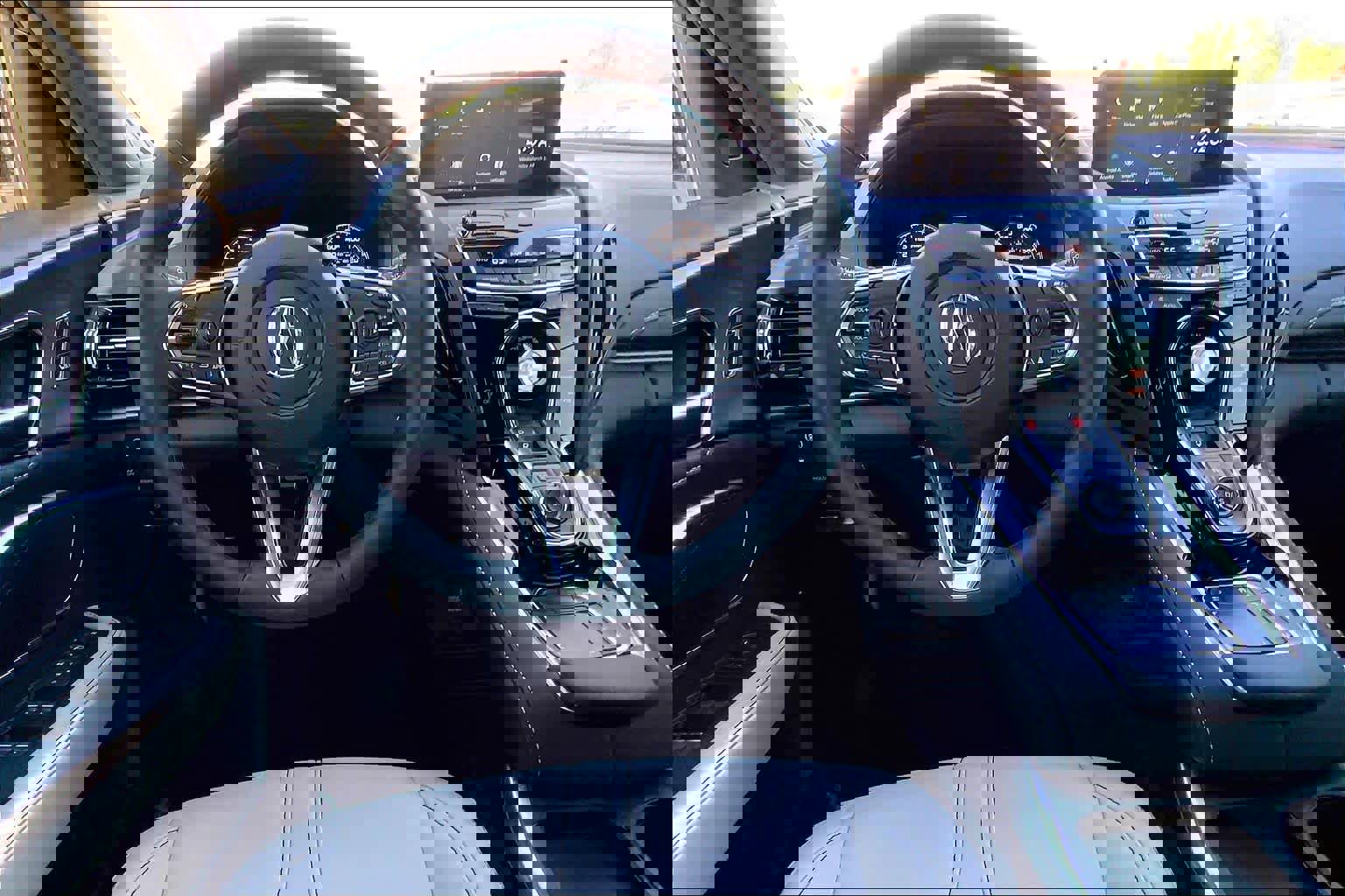 Used 2025 Acura RDX SH-AWD image 6