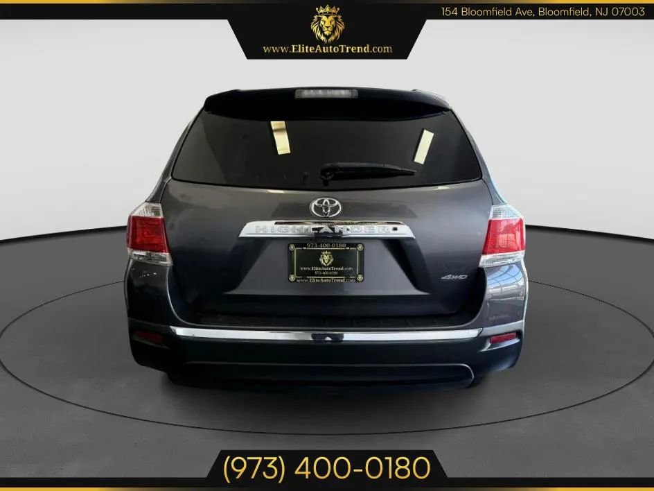 Used 2012 Toyota Highlander Limited w/ Tow Pkg image 5