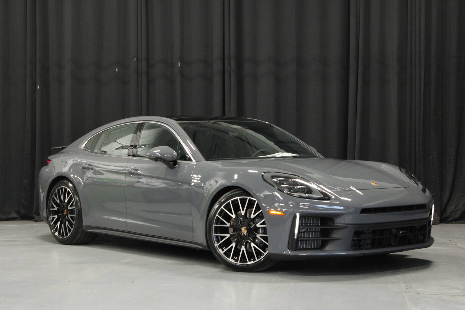 New 2026 Porsche Panamera 4 AWD/4WD image 7