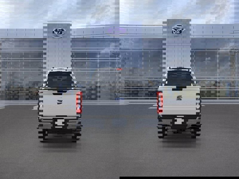 New 2025 Ford F250 XLT image 5