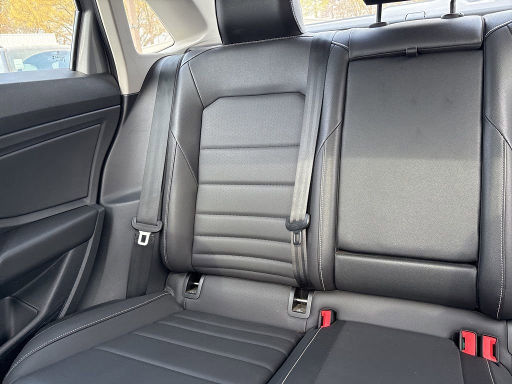 Used 2024 Volkswagen Jetta SE image 11