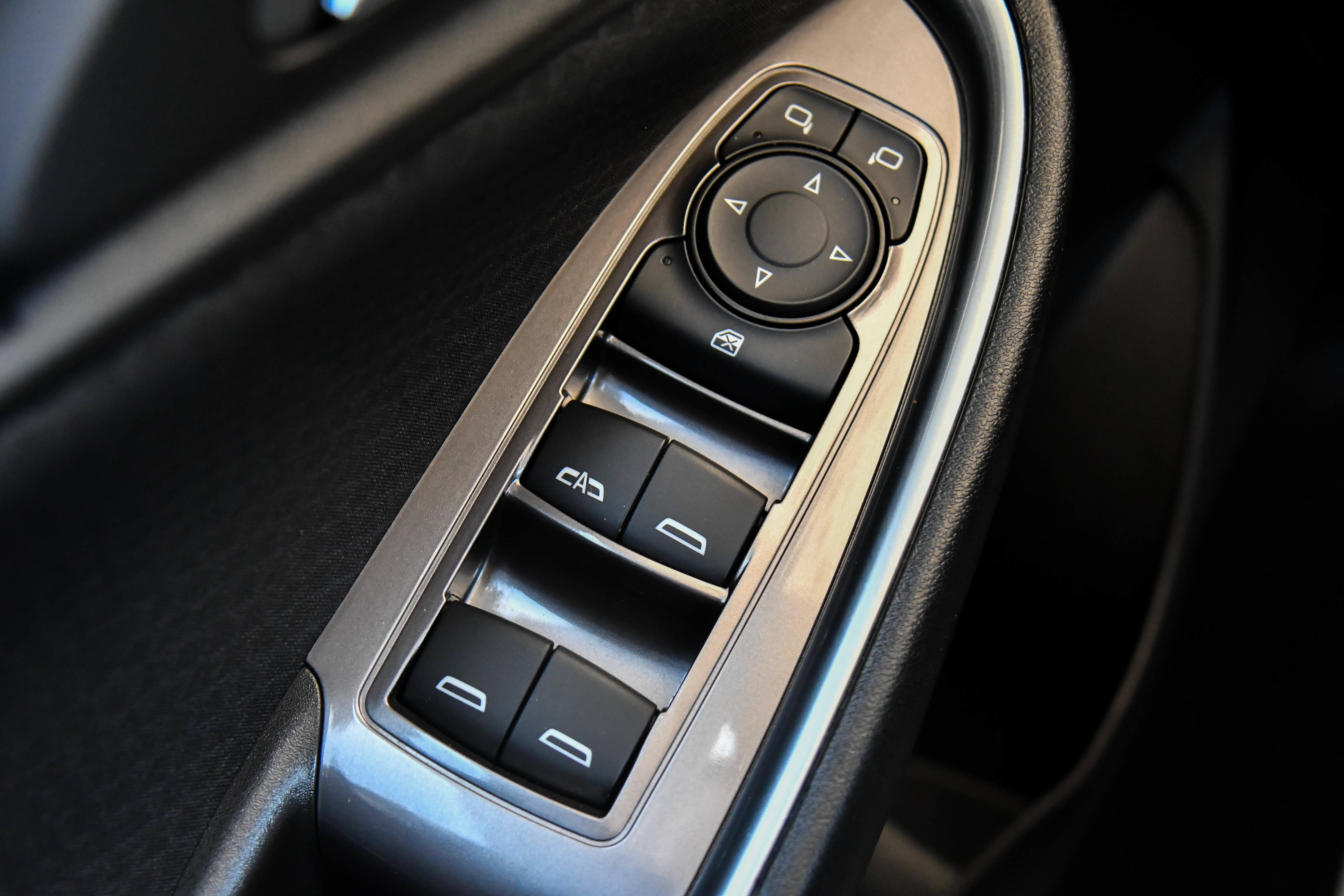 Used 2020 Chevrolet Malibu LT FWD image 32