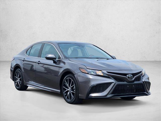 Used 2024 Toyota Camry SE FWD video 3