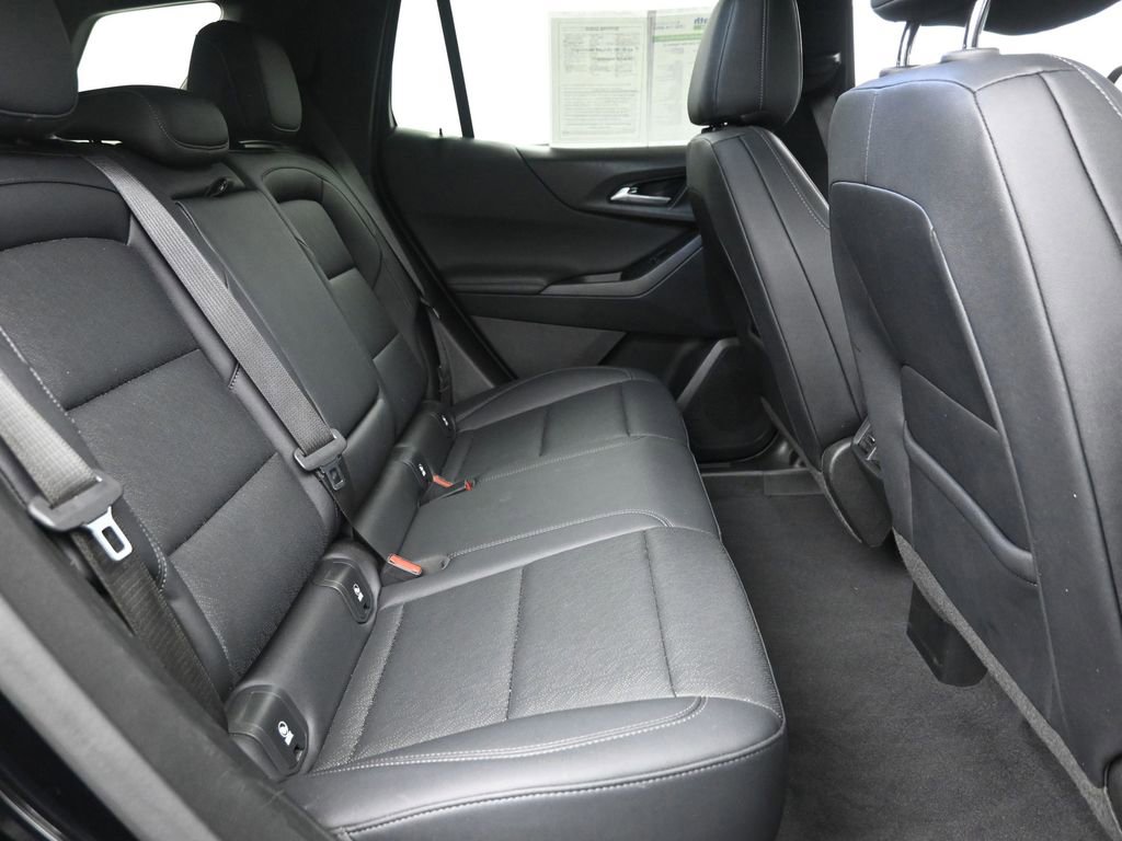 Used 2025 Chevrolet Equinox LT w/ Convenience Package II FWD image 8