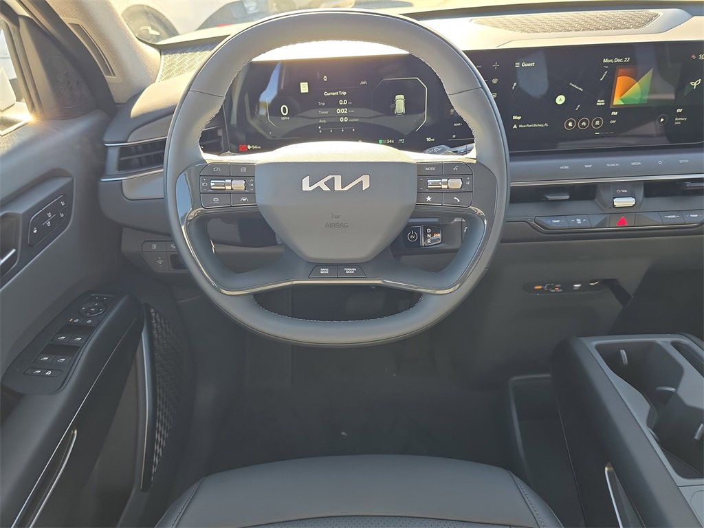New 2026 Kia EV9 Wind image 16