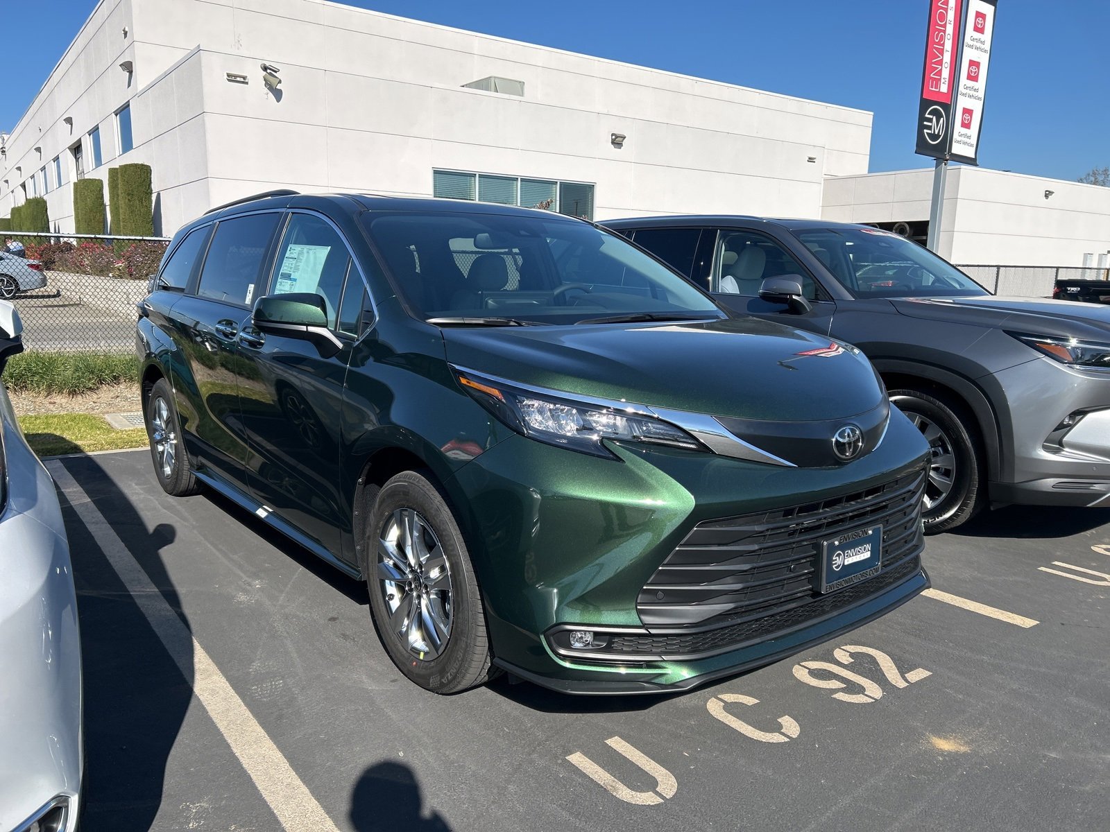 New 2026 Toyota Sienna XLE