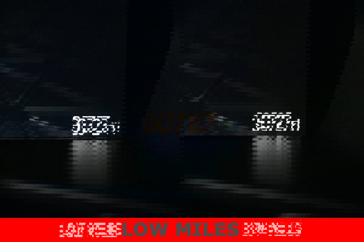 Used 2023 GMC Canyon AT4X image 12