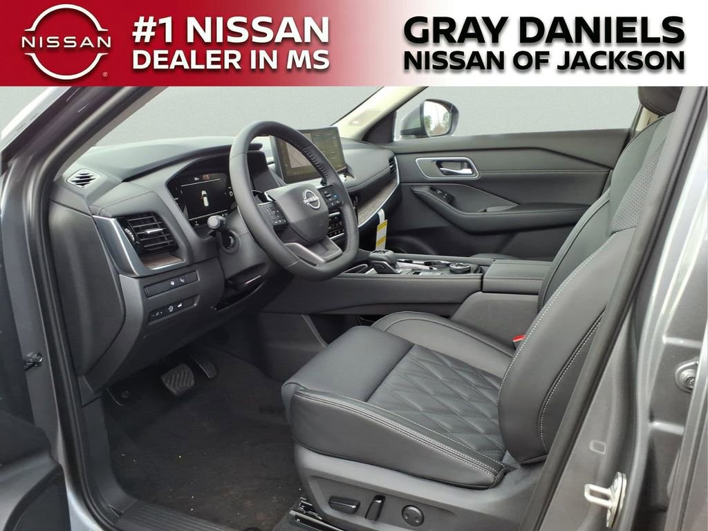 New 2026 Nissan Rogue Platinum image 24