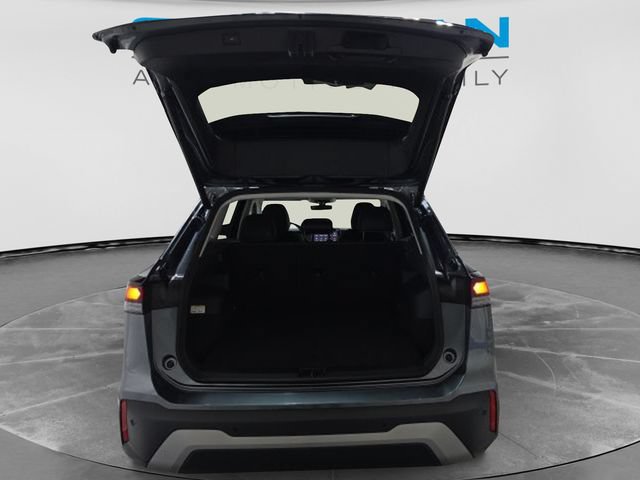 Certified 2025 Volkswagen Tiguan SE AWD/4WD image 35