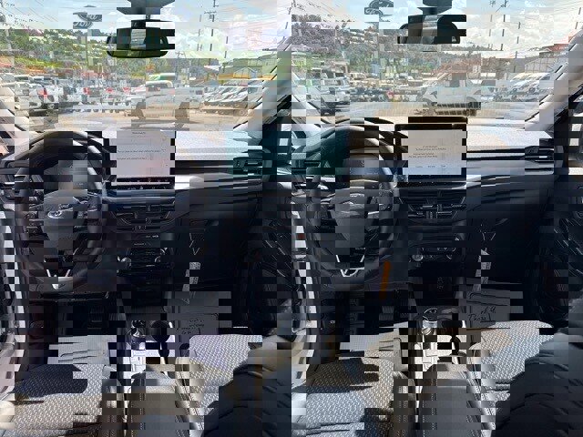 New 2025 Ford Escape SE w/ Class II Trailer Tow Package image 36