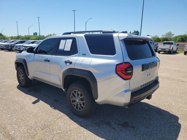 Used 2025 Toyota 4Runner SR5 AWD/4WD image 24