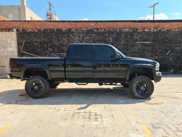 Used 2007 GMC Sierra 2500 SLT w/ Onstar Plus Package AWD/4WD image 7