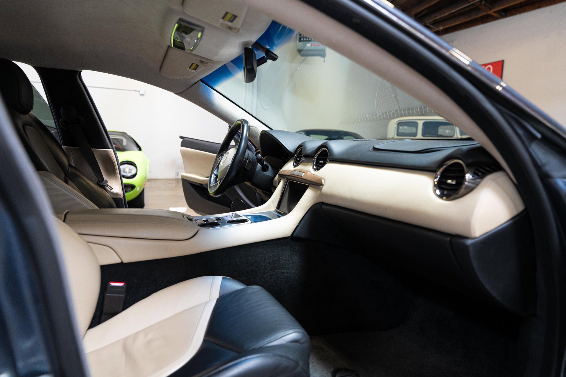 Used 2012 Fisker Karma EcoSport RWD image 75