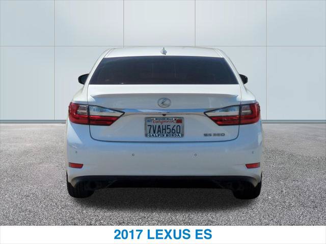 Used 2017 Lexus ES 350 w/ Premium Package FWD image 8