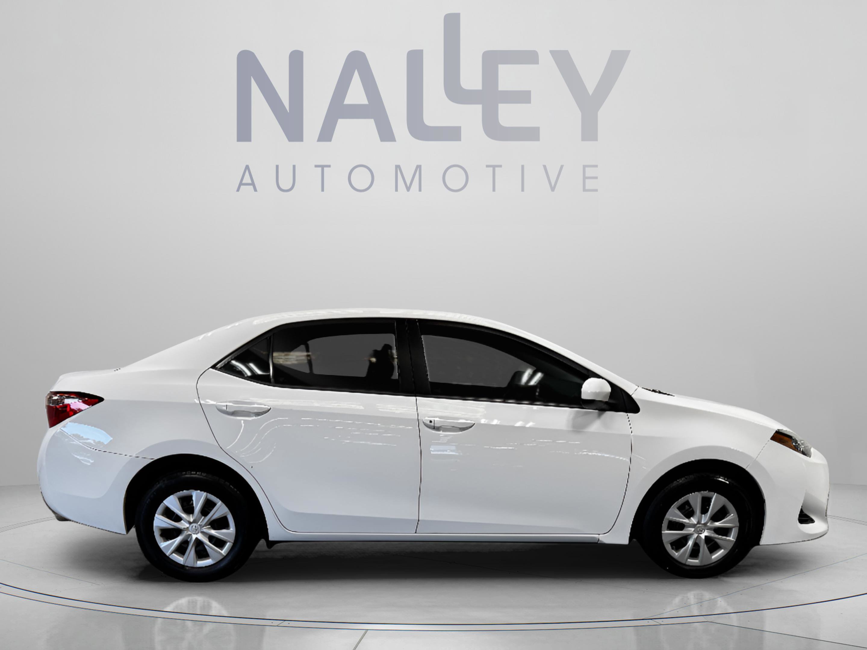 Used 2019 Toyota Corolla L image 6