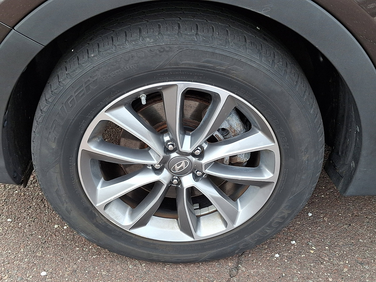 Used 2017 Hyundai Santa Fe SE FWD image 10