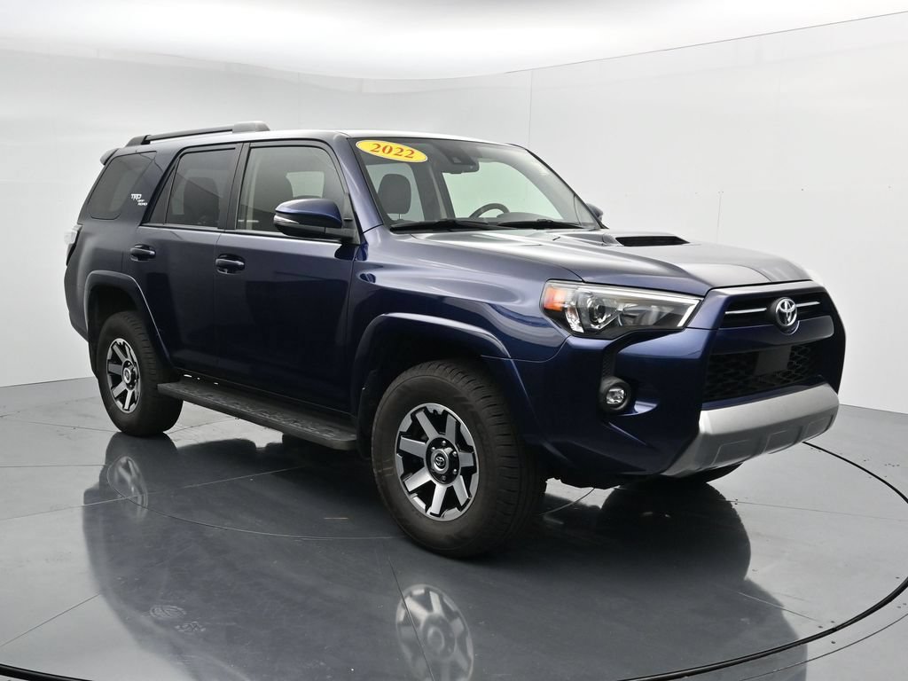 Used 2022 Toyota 4Runner TRD Off-Road Premium w/ Moonroof Package AWD/4WD image 2