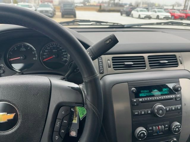 Used 2010 Chevrolet Avalanche LS image 12