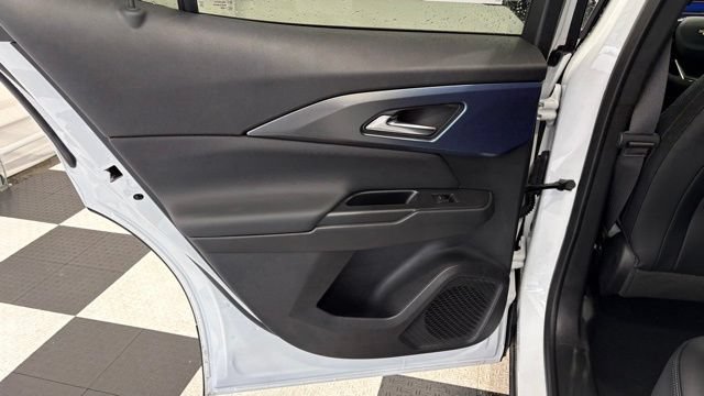 New 2026 Chevrolet Equinox EV LT AWD/4WD image 19