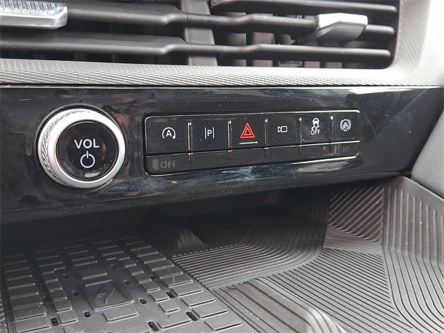 Used 2025 Ford Explorer ST image 16