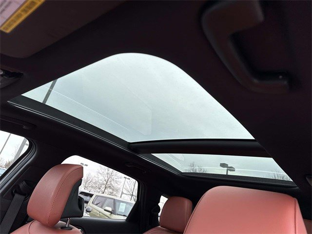 Used 2024 Kia Sportage SX image 16