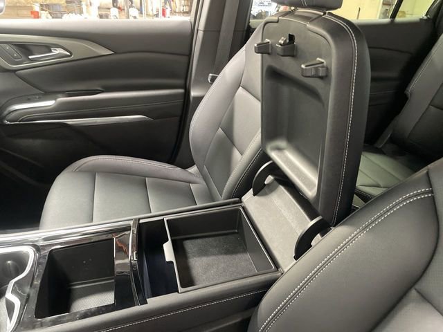Used 2025 Chevrolet Traverse LT AWD/4WD image 21