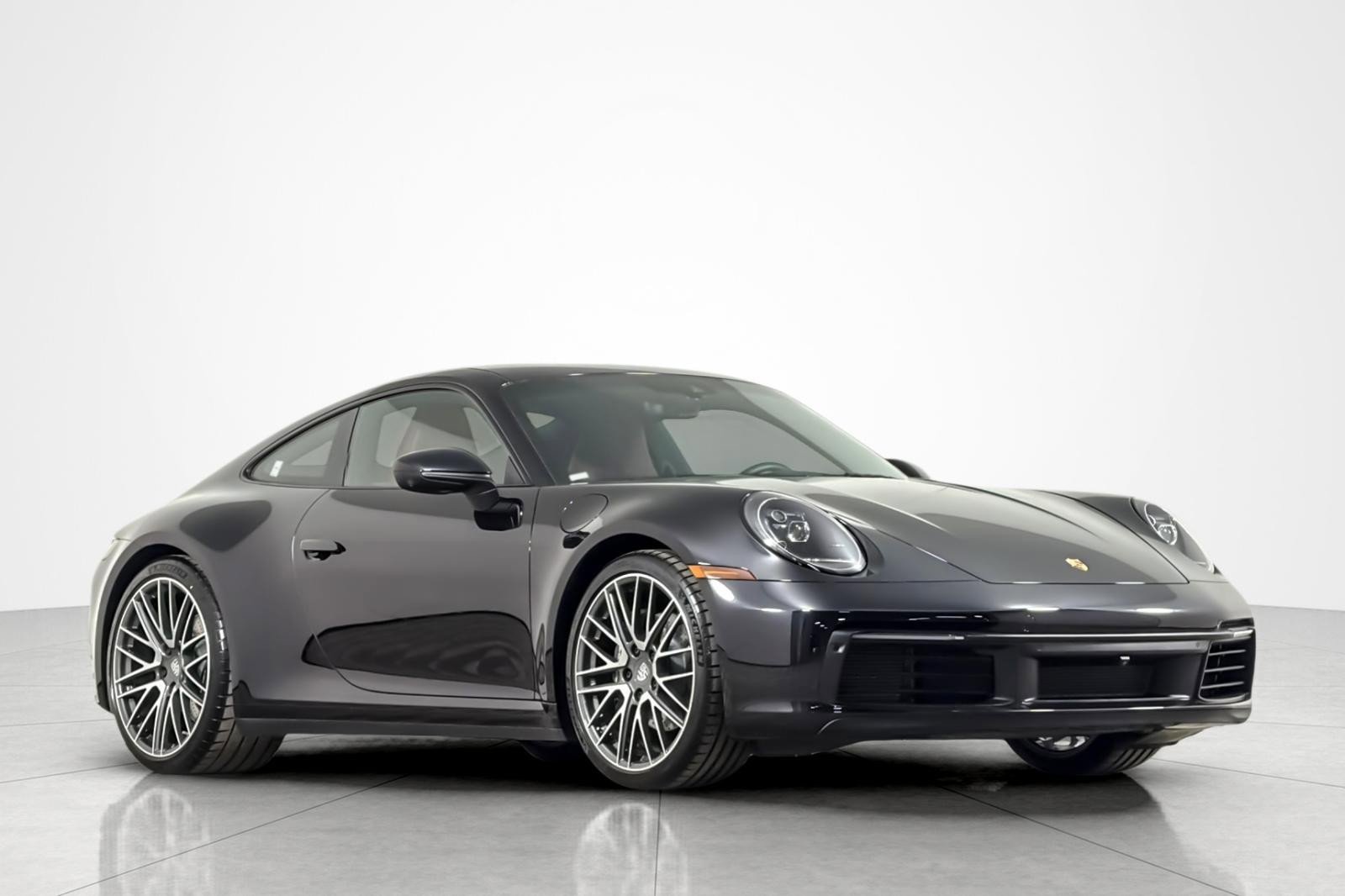 Used 2024 Porsche 911 Carrera w/ Premium Package image 7