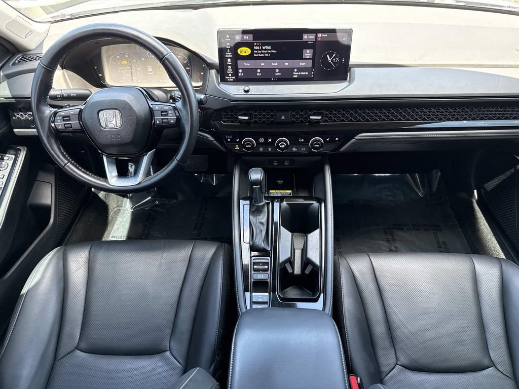 Used 2024 Honda Accord Touring image 19