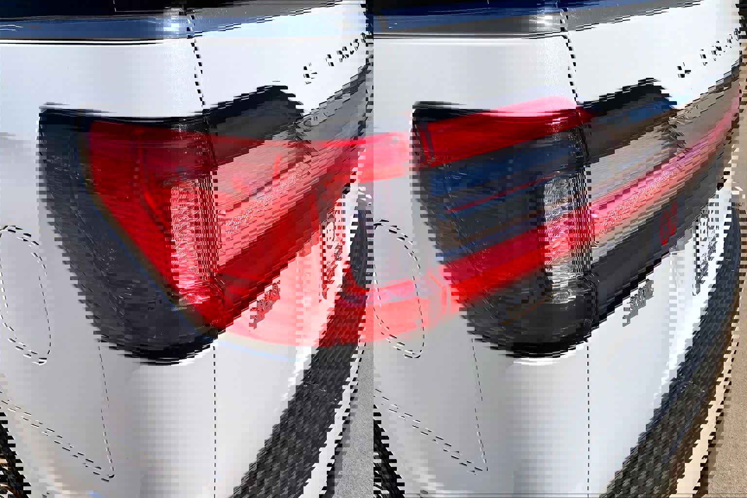 Used 2020 Lincoln Navigator Black Label AWD/4WD image 29