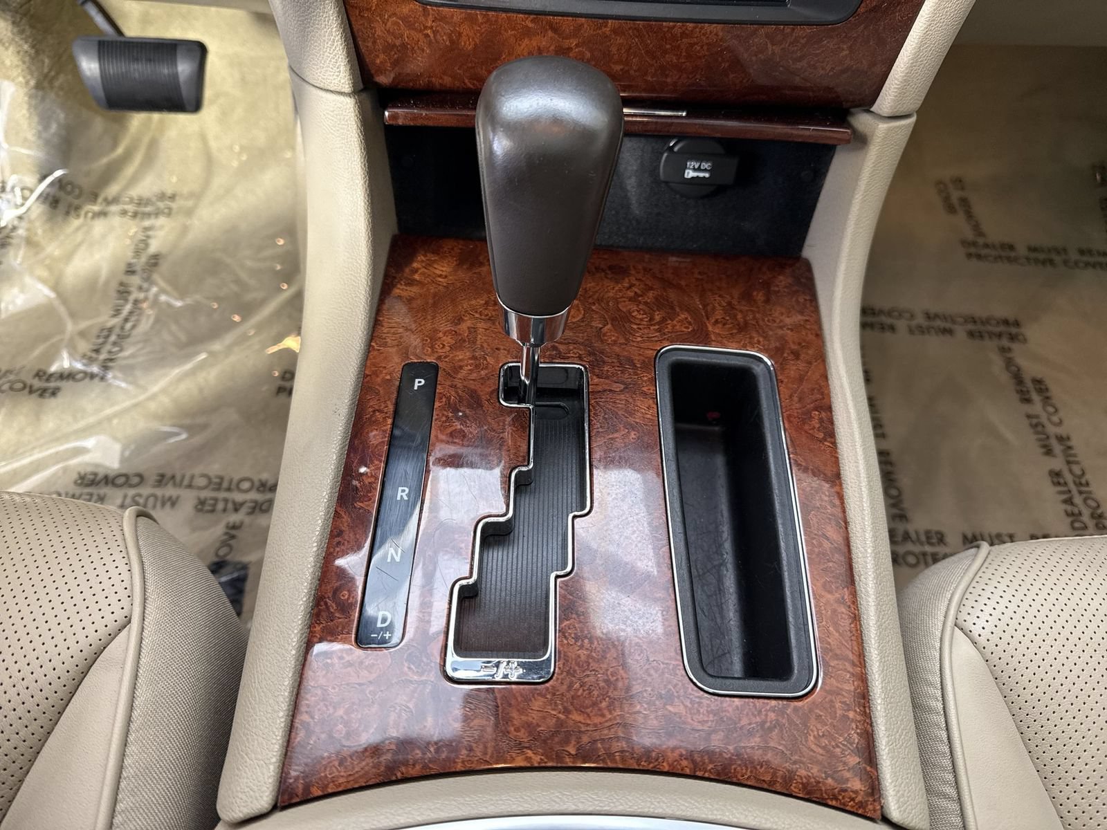 Used 2011 Chrysler 300 C w/ Sound Group RWD image 18